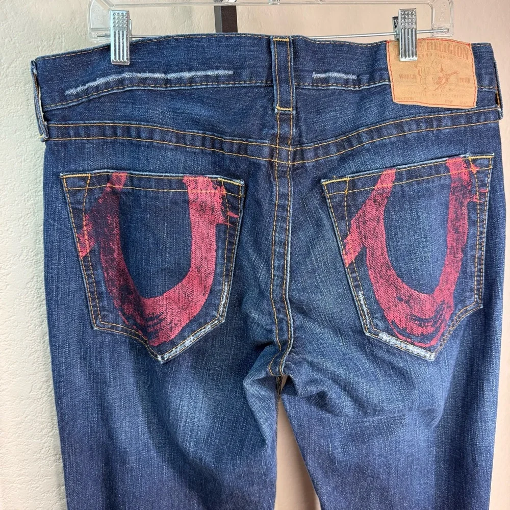 AUTHENTIC True Religion Red Painted Pockets Distressed Denim Jeans Size 36